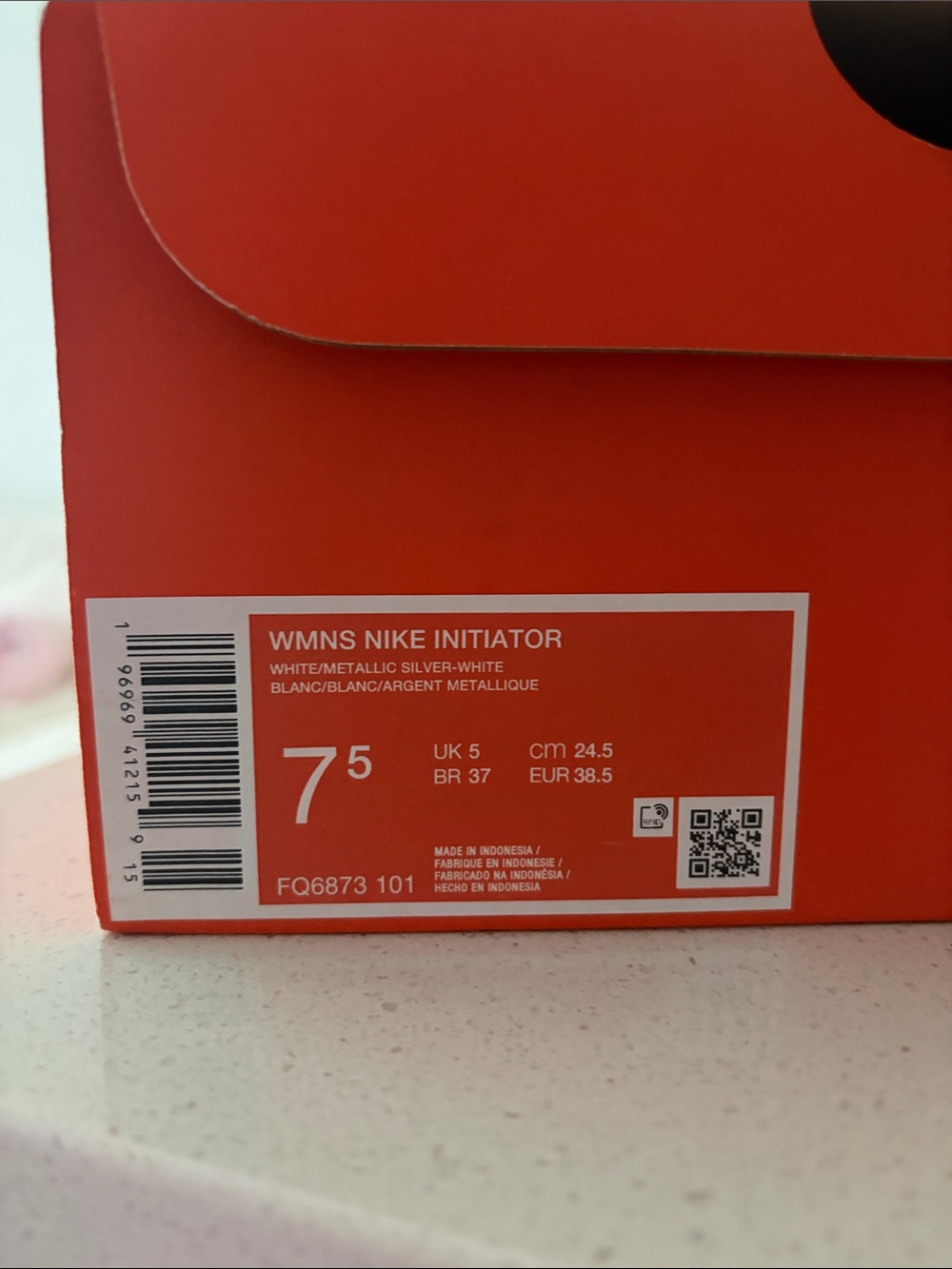 BRAND NEW Women’s Nike Initiators - Picture 5 of 5